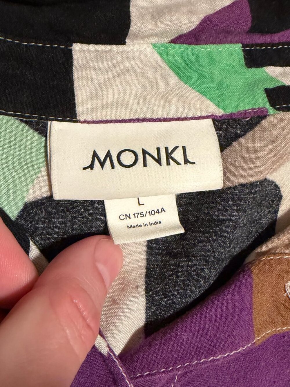 Monki Geometric Button Up Size Large - Picture 4 of 11
